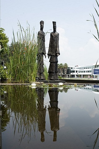 DEBORAH BELL, King and Queen
Bronze