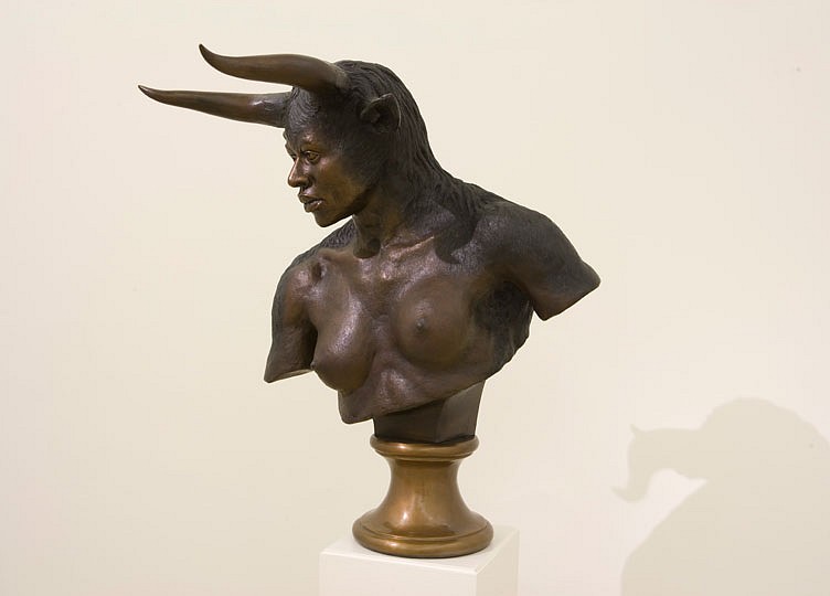 NANDIPHA MNTAMBO, ZEUS
2009, Bronze