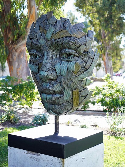 LIONEL SMIT, ENSWATHE
2021, Bronze